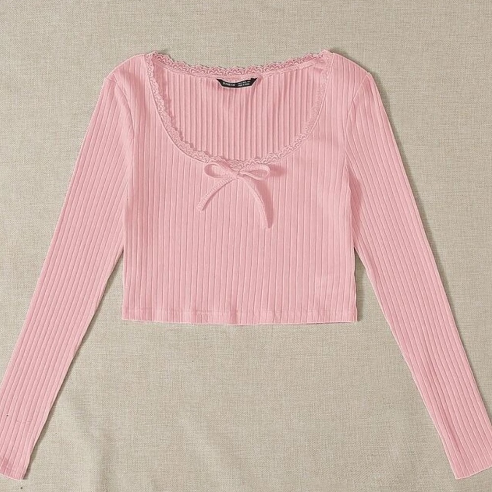 Cropped Long-Sleeve